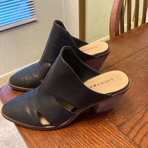 Lucky Brand Women’s 6M Black Leather Heeled Cutout Mules